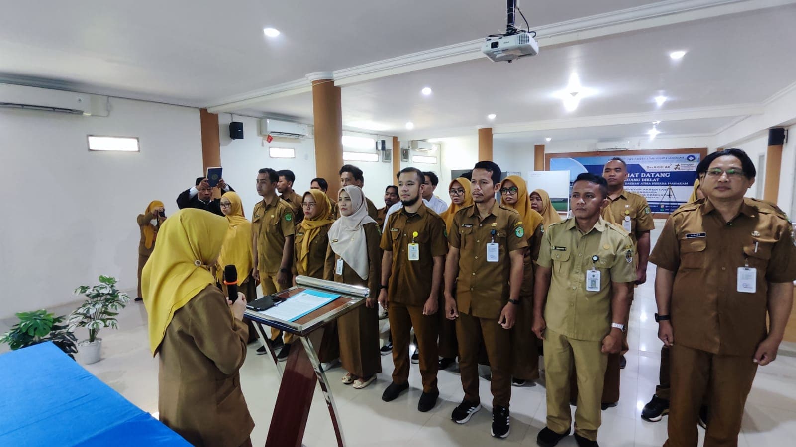 Tingkatkan Pelindungan Data Pasien, 25 Pegawai RSJD Atma Husada Mahakam Resmi Ucapkan Sumpah Kerahasiaan Rekam Medis