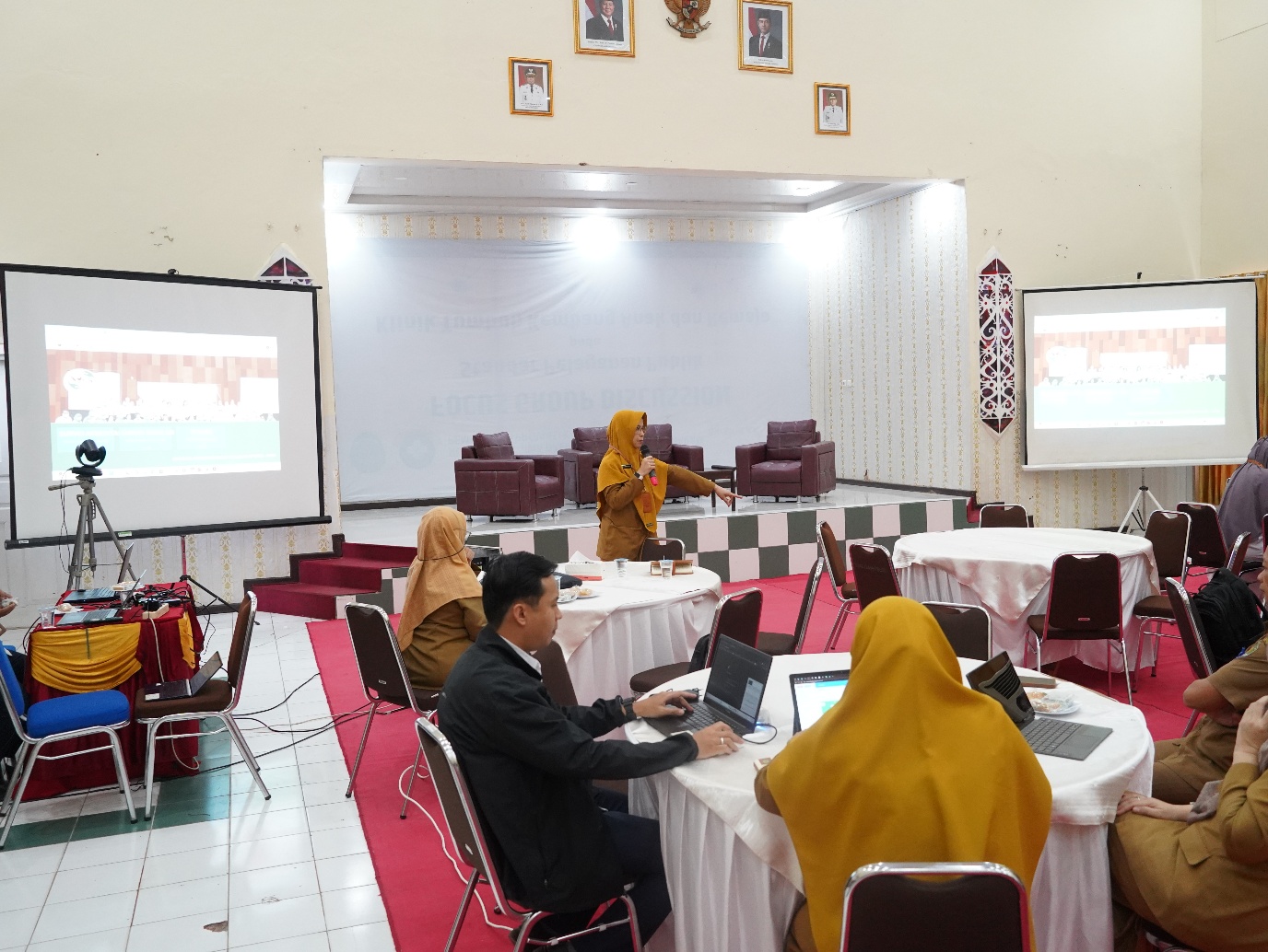 RAPAT POKJA (KELOMPOK KERJA) DALAM RANGKA PERSIAPAN AKREDITASI RSJD AHM